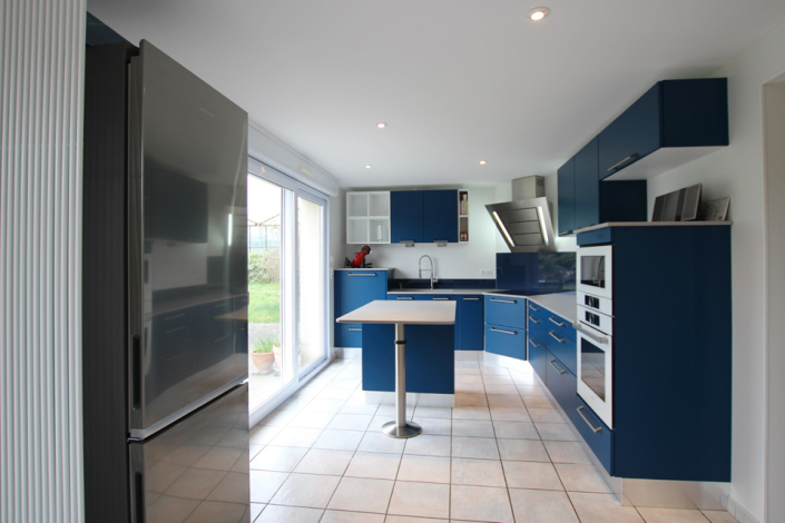 cuisine-laquée-bleue-7